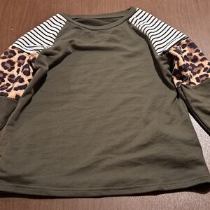 Girls sweater size 14